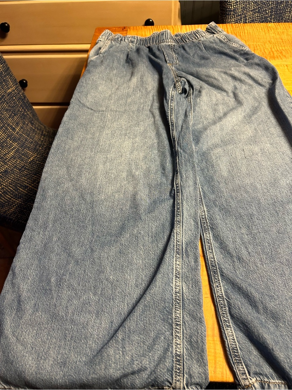 Women’s Gap Pleated wide leg  Light Blue Denim Jeans